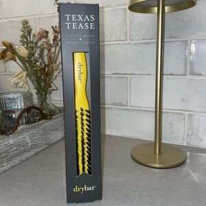 NWT Drybar Texas Tease Teasing Brush​​​​​​​